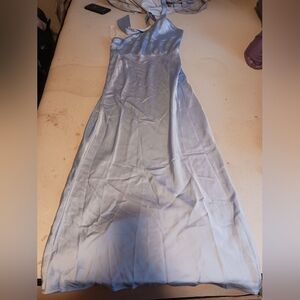 Show po Marcie midi knot dettail halter bias cut light blue satin dress size 8